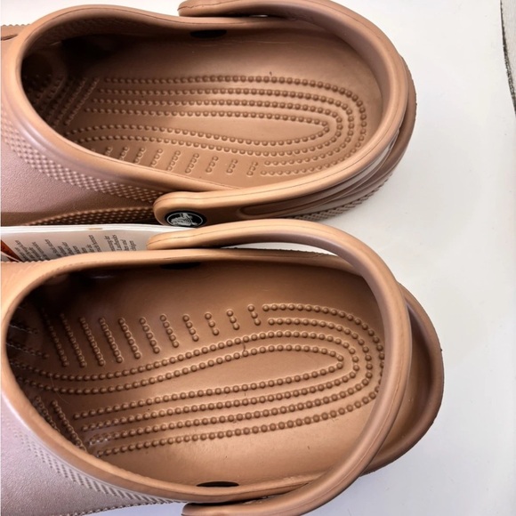 CROCS Classic Clogs with Strap NWT M7/W9 - Latte Brown - Picture 3 of 8